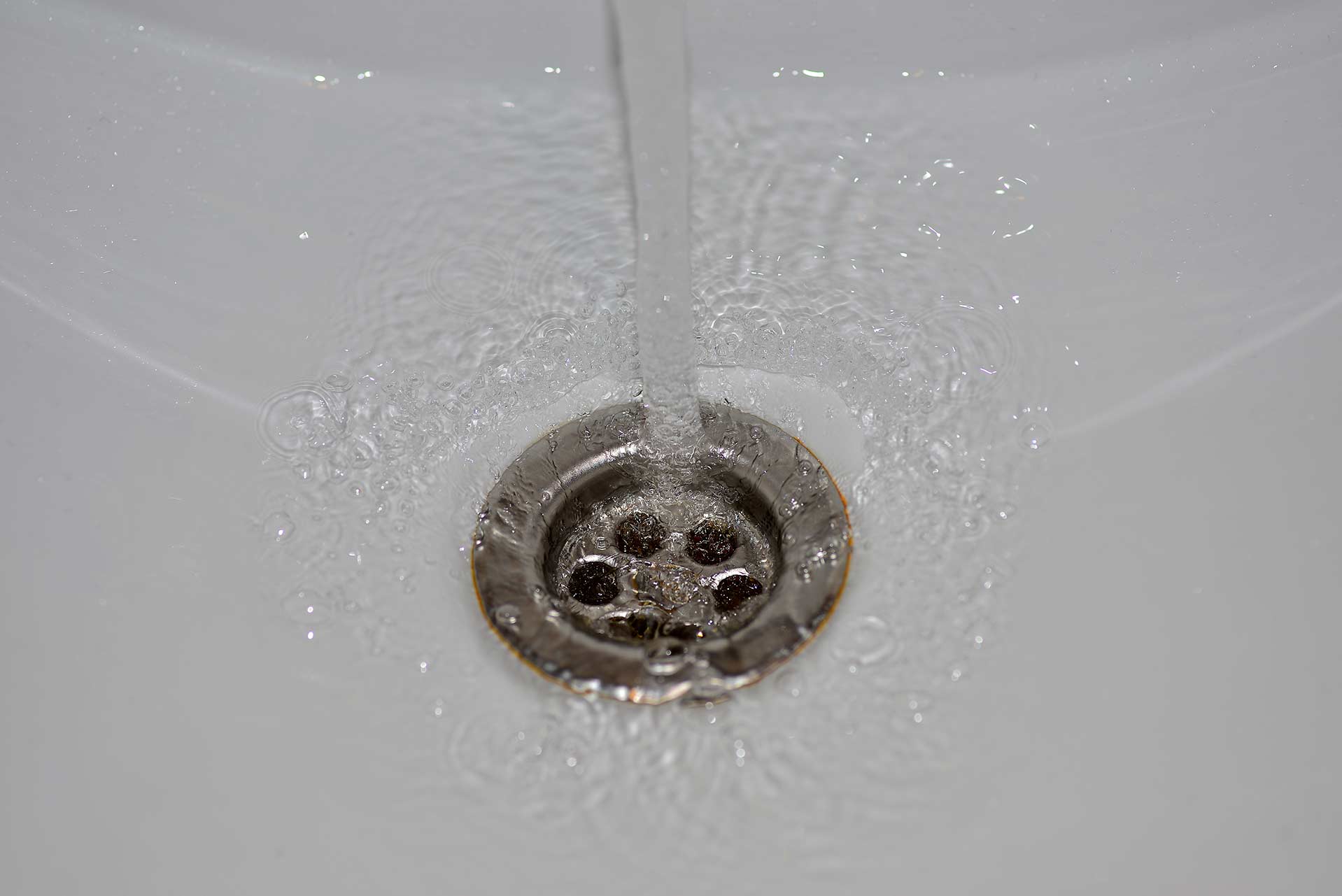A2B Drains provides services to unblock blocked sinks and drains for properties in Hereford.